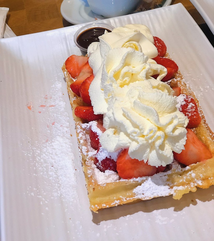 Belgium Waffle w/ Strawberry and Nutella